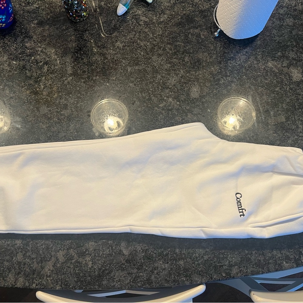 Snow White Joggers